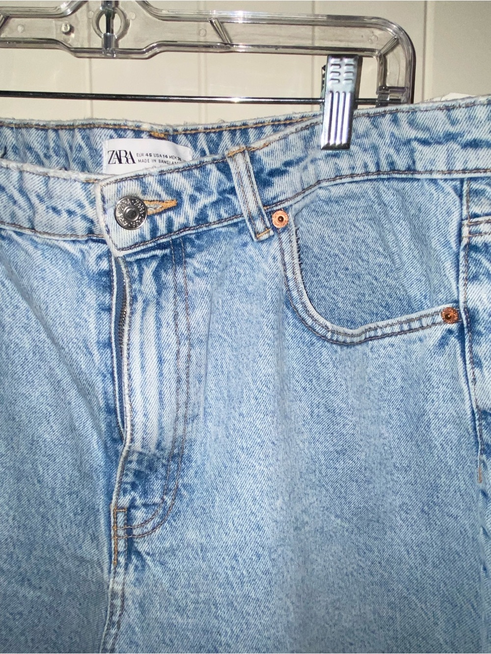 Zara High waisted light wash mom jeans
